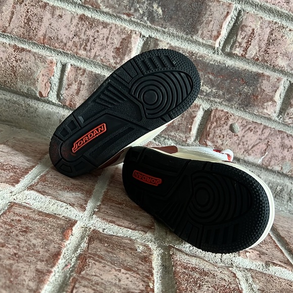 Kids toddler Jordan 3 retro “dunk on mars” size 9c - Picture 11 of 13